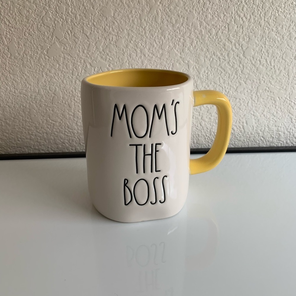 Rae Dunn Mom’s The Boss Mug